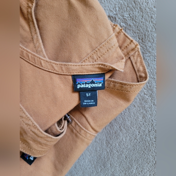 Patagonia 5T Shortalls in Umber brown - Picture 6 of 6